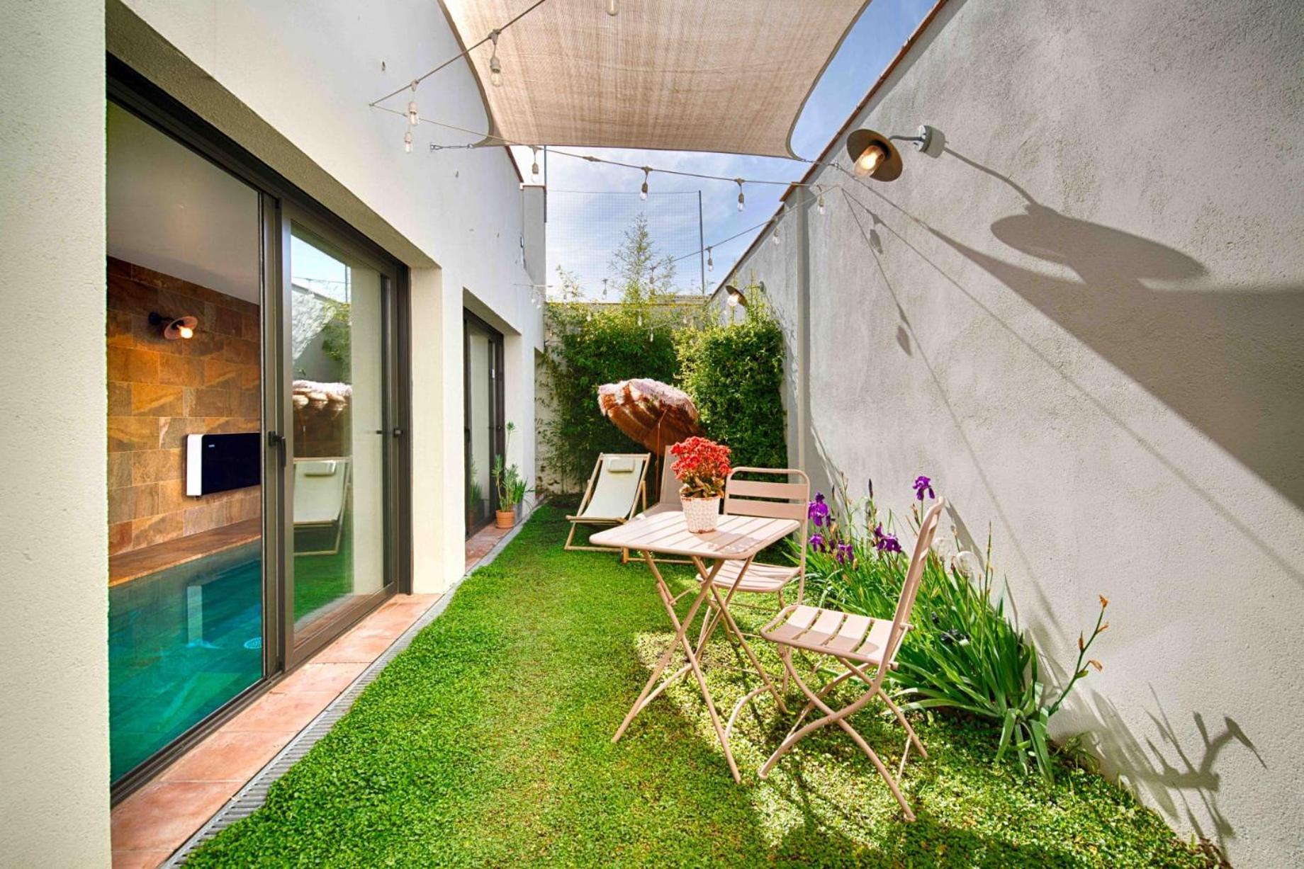 Loft Con Piscina Climatizada De Agua Salada Y Parking En El Centro De Figueres Apartment Figueres  Luaran gambar